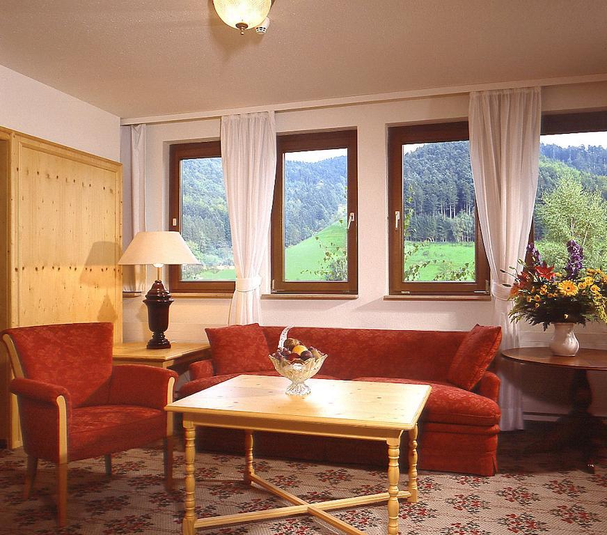 Landhotel Reckenberg Stegen Pokoj fotografie